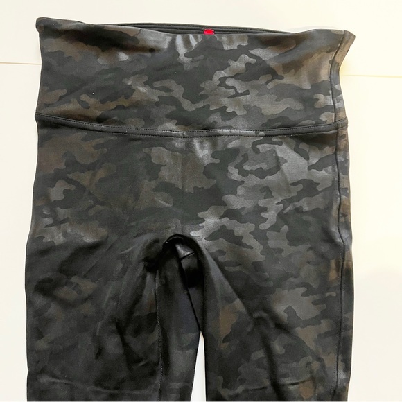 Spanx Camo Faux Leather High Waisted Leggings - Picture 3 of 3